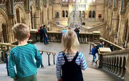 Family Friendly Natural History Museum London Private Guided Tour