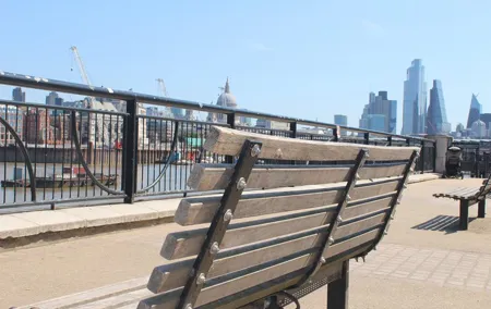 Classic Rom-Com London Walking Tour