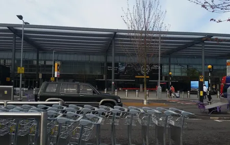 Private Transfer from Heathrow Airport to Gatwick Airport