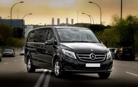 Private Luxury Van from London Luton Airport to Central London