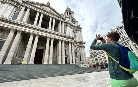 St. Paul's Cathedral & City of London Private Tour for Kids and Families