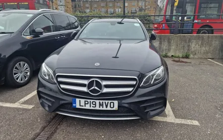 One Way Taxi Transfer from Heathrow Airport to Harwich Seaport