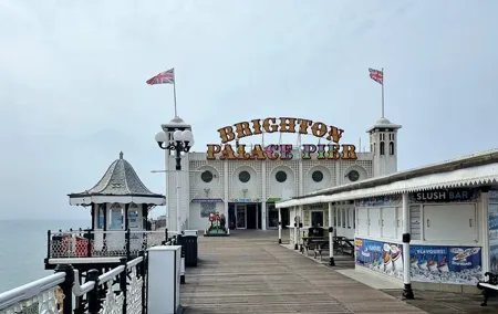 Private Transfer Brighton to & from London Airports Cruise Ports