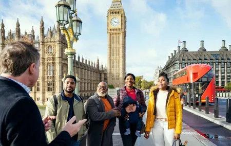London: Private Full Day City Tour in Luxury Car with Audio Guide
