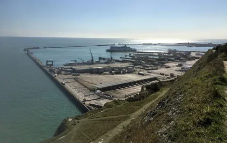 Private transfers to/from Dover Cruise Port and London Heathrow Airport