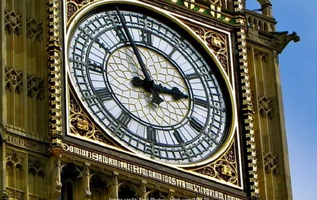 Horse Guards Parade, Westminster & Tower of London: Full-Day Tour