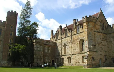 Medieval England Private Day tour from London to Penshurst Palace