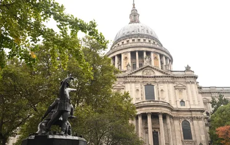 Visit St Paul’s Cathedral and See 50+ London Top Sights