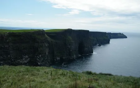 4 Day London - Dublin & Cliffs of Moher by Ferry & Rail