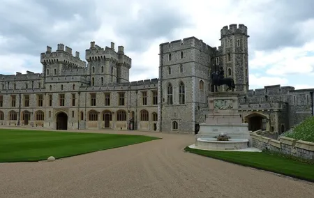 Windsor, Stonehenge Winchester Tour Private with Entry Pass