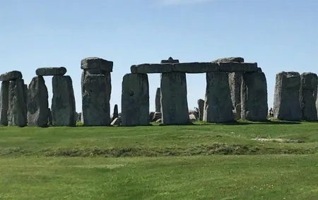 Salisbury Magna Carta Stonehenge and Bath Private Tour