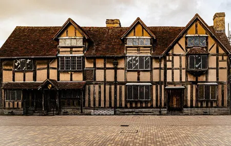 Oxford and Stratford upon Avon 11 Hour Day Trip from London