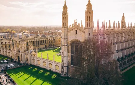 The Academic & Literary Tour - Oxford