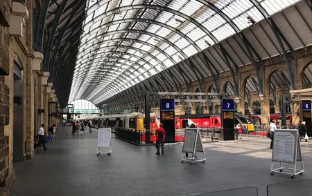 Private transfers between City Airport - King's Cross St Pancras Train Stations