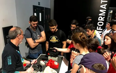 8 Days English and Engineering University Program in London