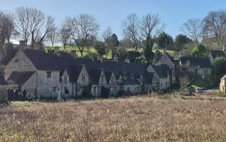 Cotswolds tour in Italian by bus