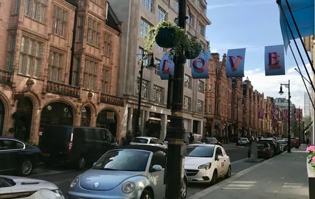 Elegance and Heritage Mayfair Walking Tour