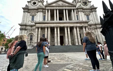 St. Paul Cathedral City of London & Millenium Bridge Private Tour