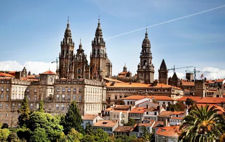 Santiago de Compostela: Private Custom Walking Tour With A Guide
