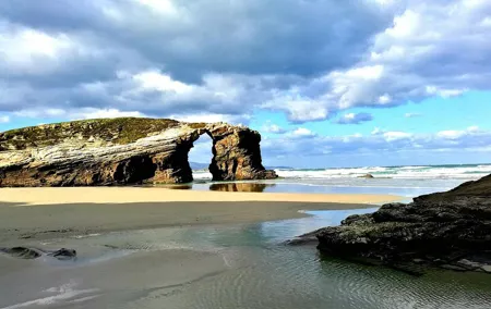Excursion to Catedrais Beach, Pancha Island and Asturias