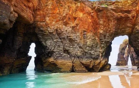 From Santiago: Lugo & Cathedrals Beach Guided Excursion