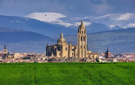 Skip the Line Admission Ticket to Cathedral of Segovia