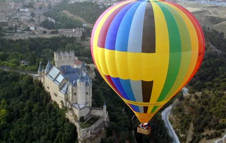Private Balloon Ride for 2 in Segovia with Optional Transportation from Madrid