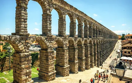 Segovia City Wonders Walking Tour for Kids and Families