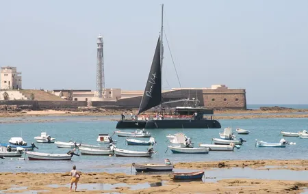 Cádiz Trimillennial Catamaran Navigation