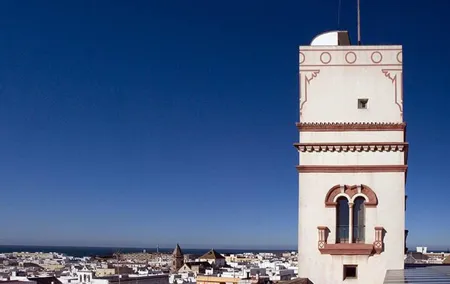 Private Walking Tour of Cadiz: includes Tavira Tower