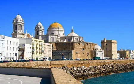 Private Bike Tour in Cadiz