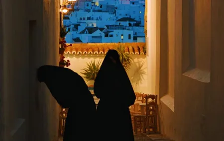 Marimantas. Guided tour and singing. Vejer de Legendes.