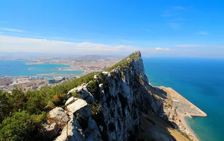 Private Tour to Gibraltar from Cadiz and La Costa de La Luz