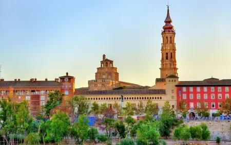 Zaragoza Must-See Attractions Private Walking Tour With A Guide