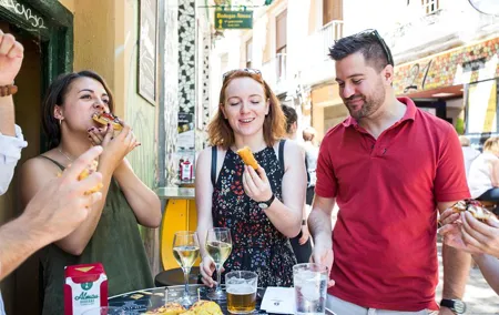 Midday market and tapas tour of Zaragoza