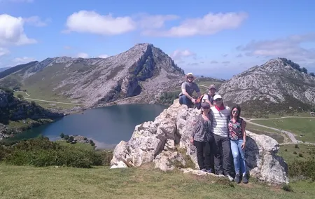 Direct Tour to Covadonga Lakes Picos de Europa from Oviedo