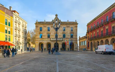 Gijon Cultural City Bus Tour Experience from Oviedo