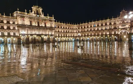 Private Night Tour of Stories and Legends of Salamanca