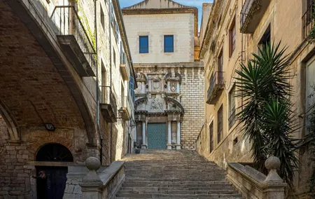 Self Guided Girona Game of Thrones Audio Tour with Mobile App