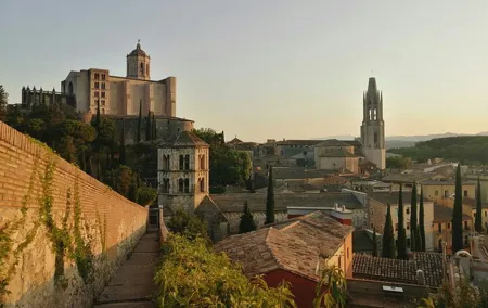 Girona Hidden Gems – Digital Self-Guided Tour on Your Phone