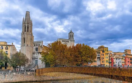 E-ticket to Girona's Cathedral, Art Museum & S.t Feliu Church