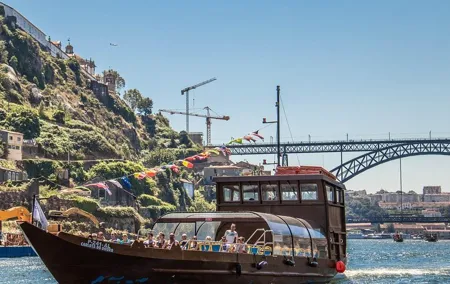 Porto Six Bridges Panoramic Cruise on the Douro River