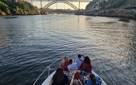 Porto: 6 Bridges cruise , Douro river with sunset option