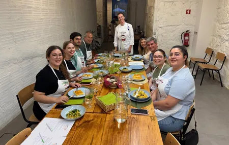 Porto Hands On Cooking Class-3 course-wine included-trained chef