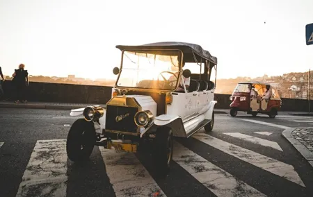 Porto : Private Tour of the Historic City in a Classic Ford T