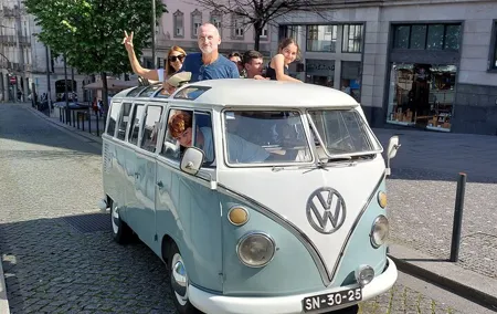 Porto: Exclusive Sightseeing Tour - VW Kombi (2 to 8 people)