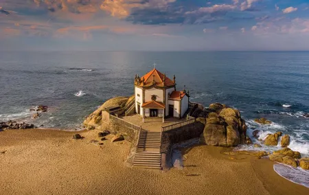 Porto : Aveiro with cruise, Costa Nova, Capelha do Senhor da Pedra