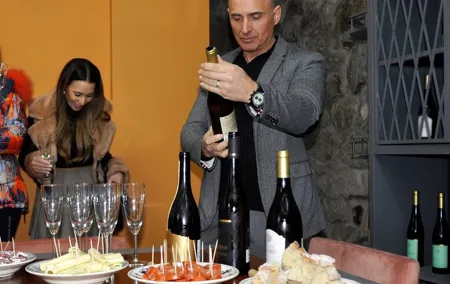 Douro Valley and Green Wine with Tastings, Chef Lunch and Boat