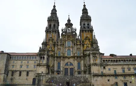 Private Tour Santiago de Compostela & Viana do Castelo from Porto