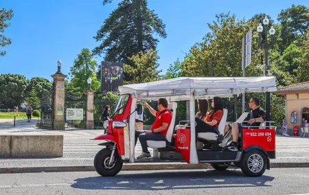 Private 4 Hour Tuk Tuk Tour with Port Wine Cellar Visit & Tasting
